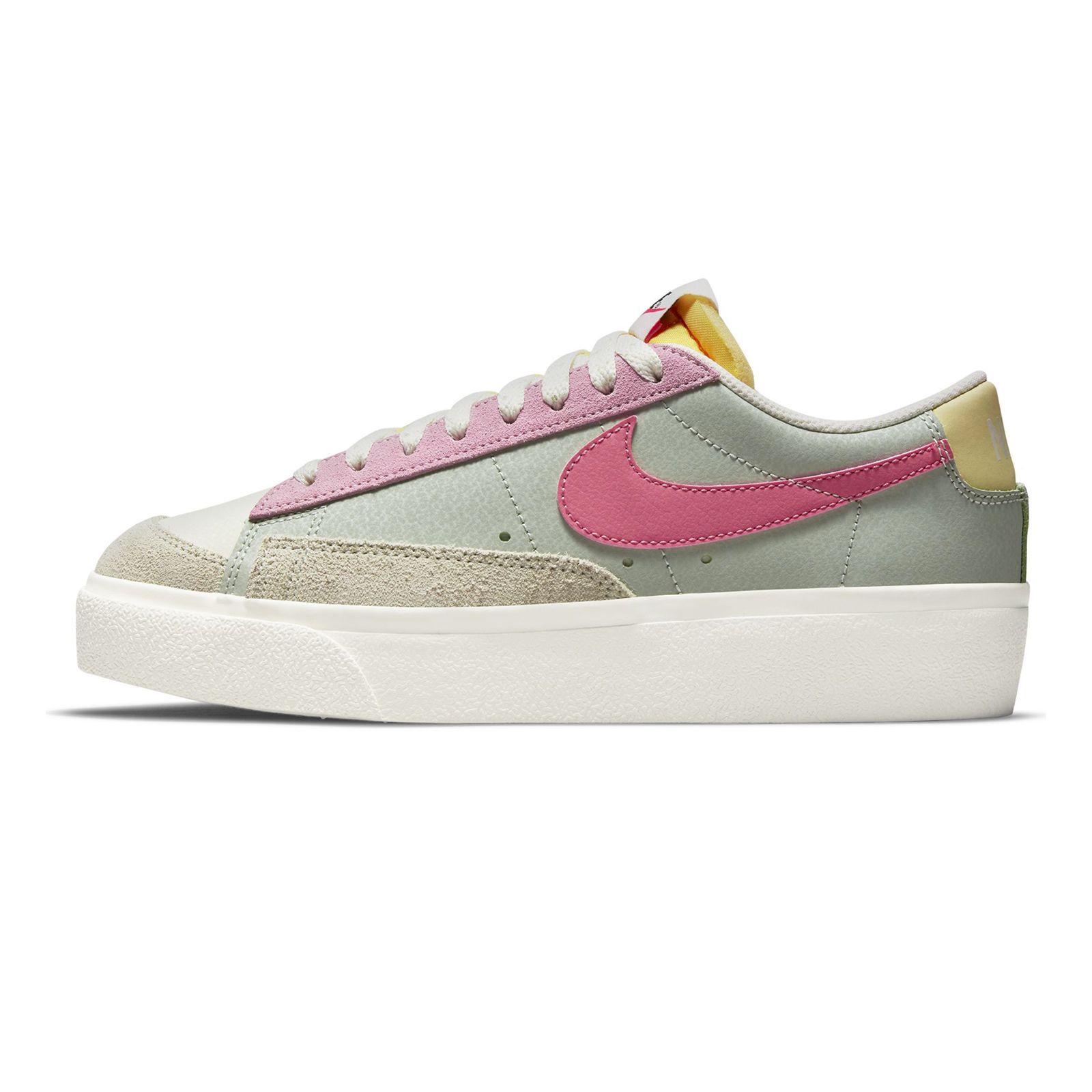 Nike Blazer Low Platform